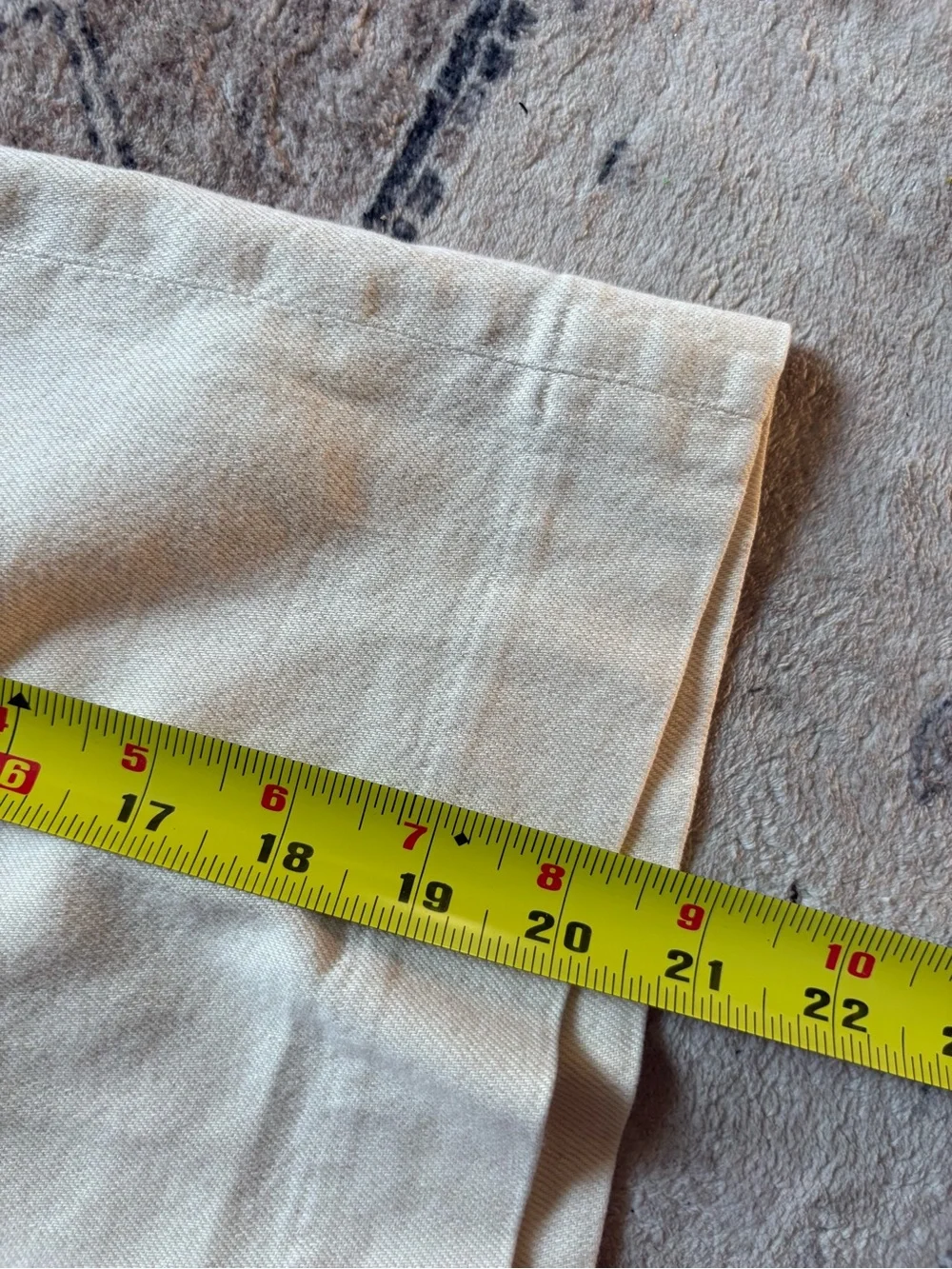 American eagle Stretch Low-Rise Baggy Bermuda Shorts size 6 light tan